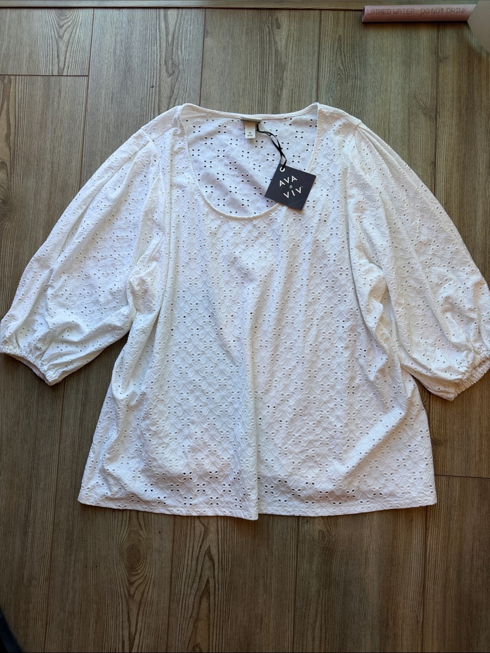 Ava & Viv White Eyelet Scoop-Neck Puff Sleeve Top